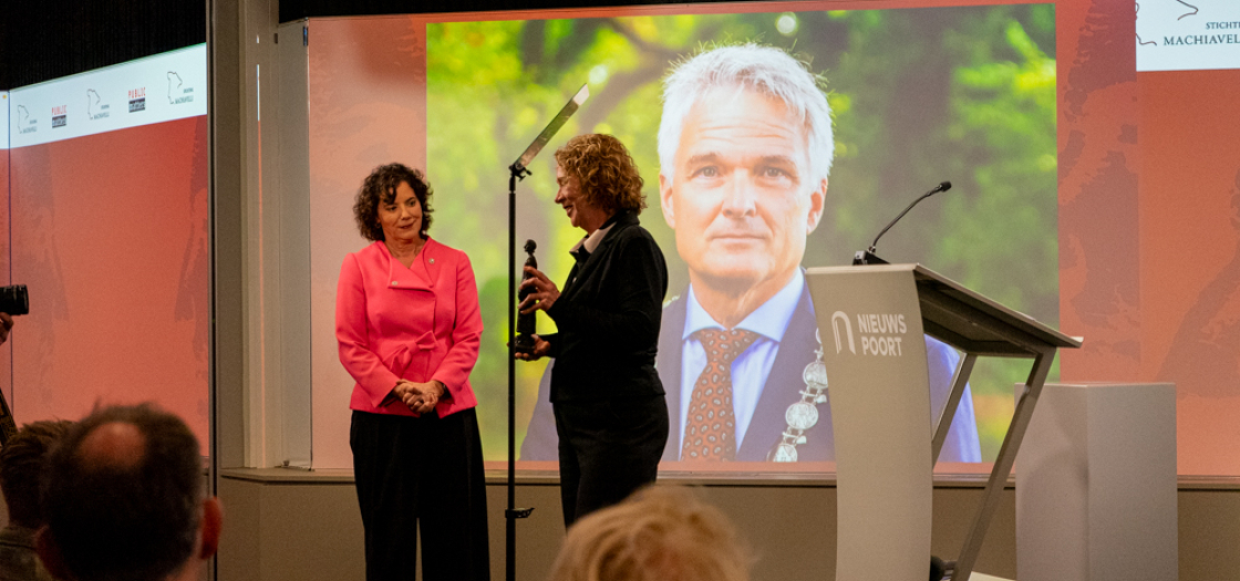 Burgemeester Velema van Ter Apel ontvangt de Machiavelliprijs 2023